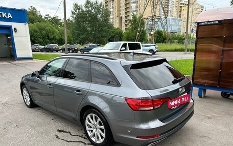 Audi A4, 2019 год, 2 800 000 рублей, 4 фотография