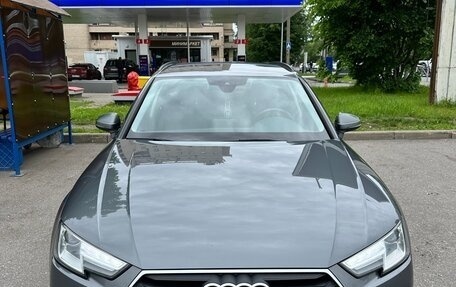 Audi A4, 2019 год, 2 800 000 рублей, 2 фотография