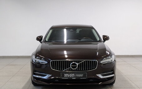 Volvo S90 II рестайлинг, 2019 год, 2 750 000 рублей, 2 фотография