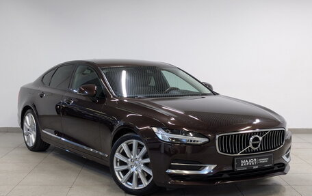 Volvo S90 II рестайлинг, 2019 год, 2 750 000 рублей, 3 фотография
