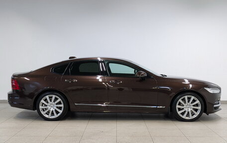 Volvo S90 II рестайлинг, 2019 год, 2 750 000 рублей, 4 фотография