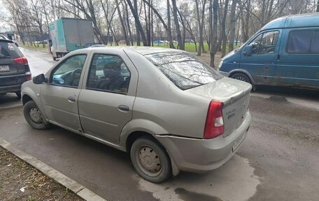 Renault Logan I, 2015 год, 250 000 рублей, 2 фотография