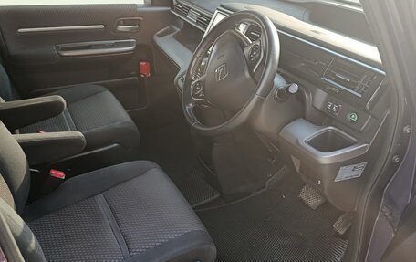 Honda Stepwgn IV, 2015 год, 1 720 000 рублей, 5 фотография