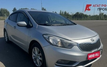 KIA Cerato III, 2013 год, 650 000 рублей, 3 фотография