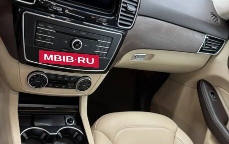Mercedes-Benz GLE, 2016 год, 4 000 000 рублей, 14 фотография