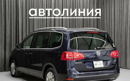 Volkswagen Sharan II, 2012 год, 999 000 рублей, 5 фотография