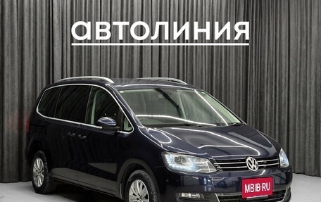 Volkswagen Sharan II, 2012 год, 999 000 рублей, 3 фотография