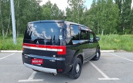 Mitsubishi Delica D:5 I, 2011 год, 1 550 000 рублей, 3 фотография
