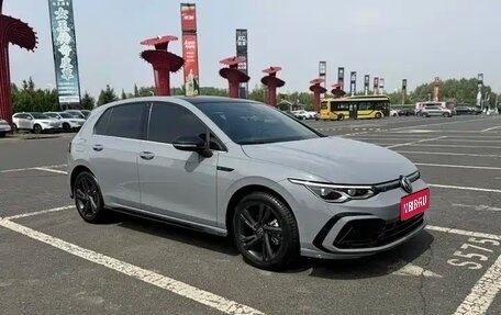Volkswagen Golf VIII, 2023 год, 2 232 000 рублей, 1 фотография
