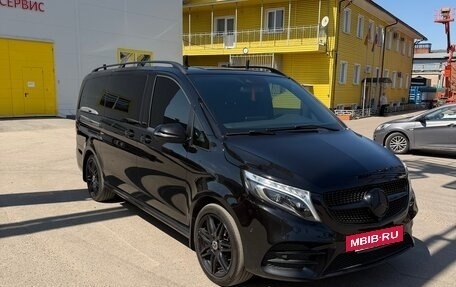 Mercedes-Benz V-Класс, 2020 год, 6 800 000 рублей, 2 фотография