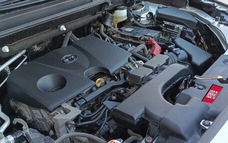 Toyota RAV4, 2019 год, 3 400 000 рублей, 11 фотография