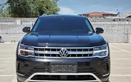 Volkswagen Teramont I, 2024 год, 4 099 000 рублей, 2 фотография