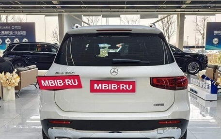 Mercedes-Benz GLB, 2022 год, 2 100 000 рублей, 5 фотография
