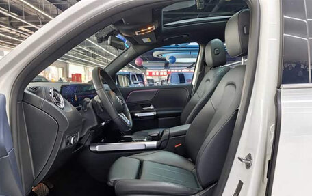 Mercedes-Benz GLB, 2022 год, 2 100 000 рублей, 13 фотография