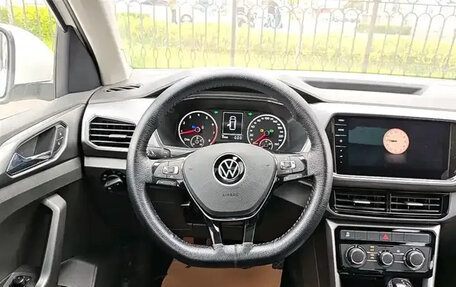 Volkswagen T-Cross I, 2021 год, 1 250 010 рублей, 10 фотография