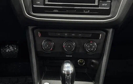 Volkswagen Tiguan II, 2021 год, 1 690 000 рублей, 8 фотография