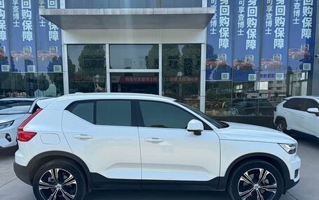 Volvo XC40 I, 2022 год, 3 600 000 рублей, 6 фотография