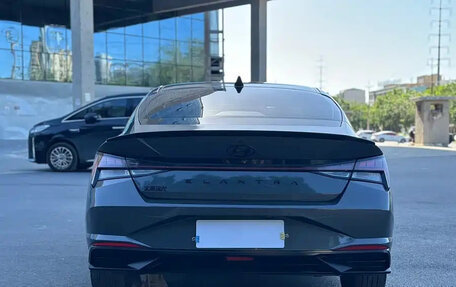 Hyundai Elantra, 2023 год, 1 360 000 рублей, 5 фотография
