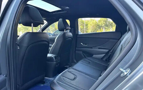 Hyundai Elantra, 2023 год, 1 360 000 рублей, 9 фотография