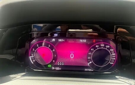 Volkswagen Golf VIII, 2021 год, 1 802 000 рублей, 11 фотография