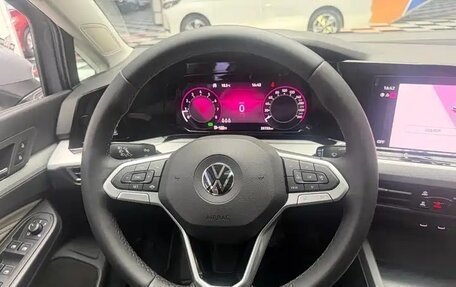 Volkswagen Golf VIII, 2021 год, 1 802 000 рублей, 10 фотография
