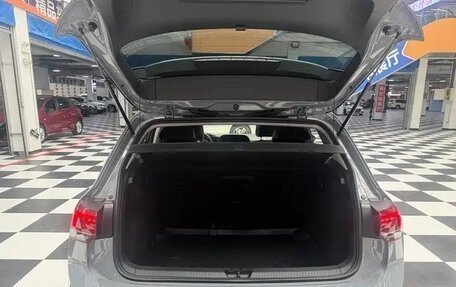 Volkswagen Golf VIII, 2021 год, 1 802 000 рублей, 16 фотография