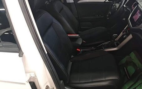 Volkswagen T-Roc I, 2022 год, 1 550 000 рублей, 8 фотография
