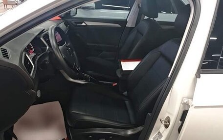 Volkswagen T-Roc I, 2022 год, 1 550 000 рублей, 20 фотография