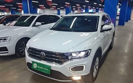 Volkswagen T-Roc I, 2022 год, 1 550 000 рублей, 21 фотография