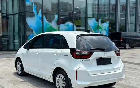 Honda Fit, 2023 год, 1 144 000 рублей, 2 фотография