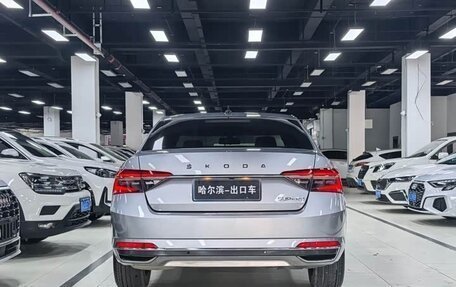 Skoda Superb III рестайлинг, 2023 год, 2 200 000 рублей, 6 фотография