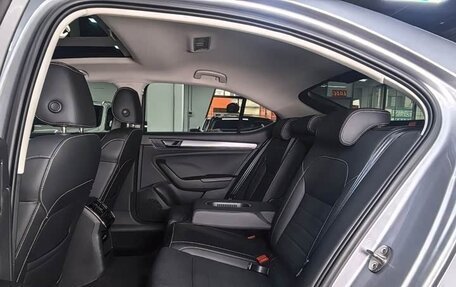 Skoda Superb III рестайлинг, 2023 год, 2 200 000 рублей, 16 фотография