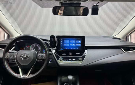 Toyota Corolla, 2021 год, 1 250 000 рублей, 5 фотография