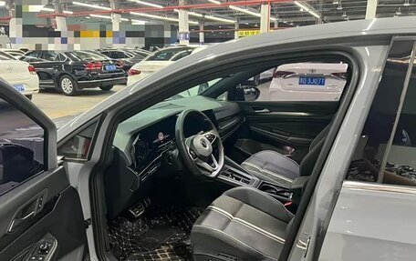 Volkswagen Golf VIII, 2022 год, 1 838 000 рублей, 2 фотография
