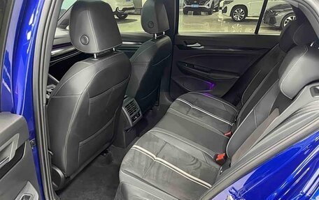 Volkswagen Golf VIII, 2023 год, 1 900 000 рублей, 8 фотография