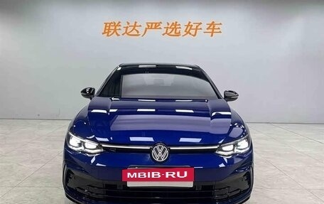 Volkswagen Golf VIII, 2023 год, 1 900 000 рублей, 7 фотография