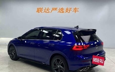Volkswagen Golf VIII, 2023 год, 1 900 000 рублей, 3 фотография