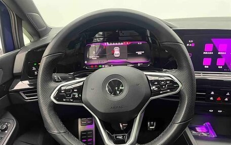 Volkswagen Golf VIII, 2023 год, 1 900 000 рублей, 9 фотография