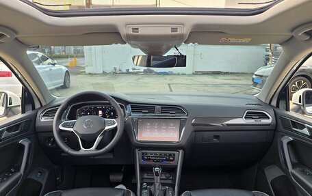Volkswagen Tiguan II, 2022 год, 2 550 000 рублей, 13 фотография