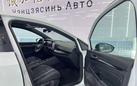 Volkswagen Golf VIII, 2023 год, 1 920 000 рублей, 8 фотография