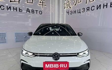 Volkswagen Golf VIII, 2023 год, 1 920 000 рублей, 11 фотография