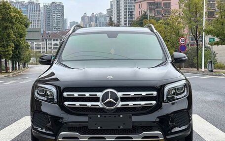 Mercedes-Benz GLB, 2022 год, 2 199 003 рублей, 2 фотография