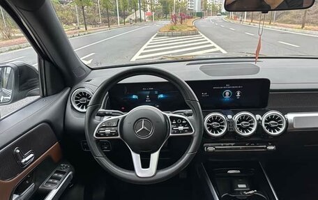 Mercedes-Benz GLB, 2022 год, 2 199 003 рублей, 11 фотография