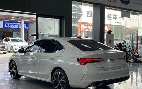 Skoda Octavia IV, 2023 год, 2 115 000 рублей, 3 фотография
