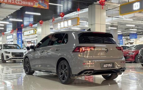 Volkswagen Golf VIII, 2022 год, 1 788 800 рублей, 6 фотография