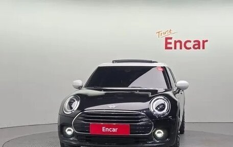 MINI Clubman, 2023 год, 2 140 000 рублей, 3 фотография