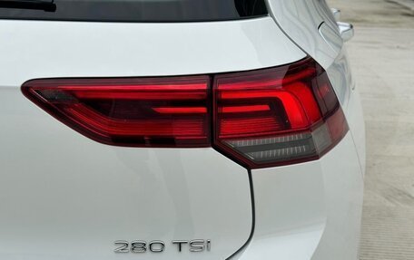 Volkswagen Golf VIII, 2022 год, 1 750 000 рублей, 7 фотография