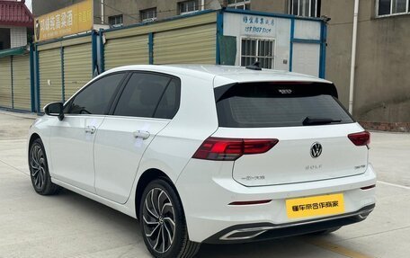 Volkswagen Golf VIII, 2022 год, 1 750 000 рублей, 6 фотография