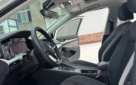 Volkswagen Golf VIII, 2022 год, 1 750 000 рублей, 8 фотография