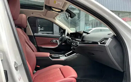 BMW 3 серия, 2023 год, 2 650 000 рублей, 12 фотография